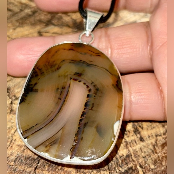 Montana Fire Agate Pendant 2 1/2” - Picture 4 of 10